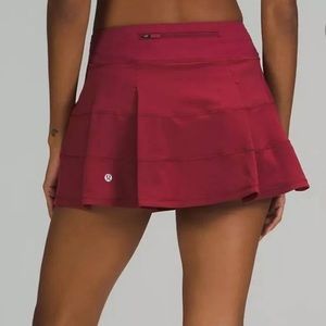 Lululemon berry pace setter skirt size 6
